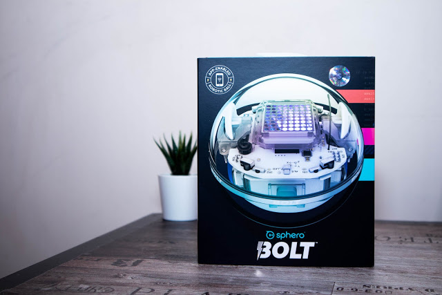 【開箱】能寫程式的教育小球機器人Sphero BOLT