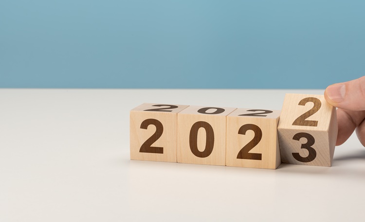 2022跨年怎麼過?5個跨年行程提案，101煙火景點推薦、日出景點時間，倒數迎新懶人包